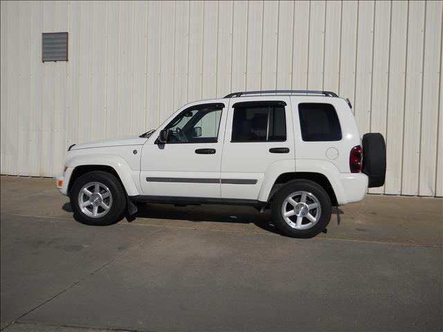 Jeep Liberty 2007 photo 2