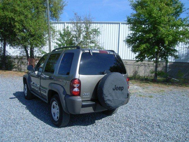 Jeep Liberty 2007 photo 3