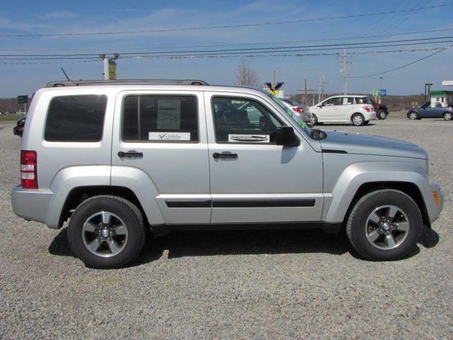 Jeep Liberty 2008 photo 3