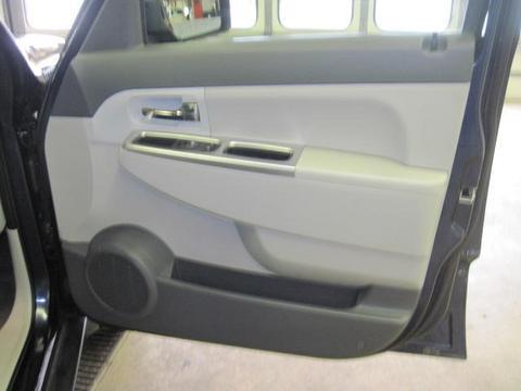 Jeep Liberty 2008 photo 1