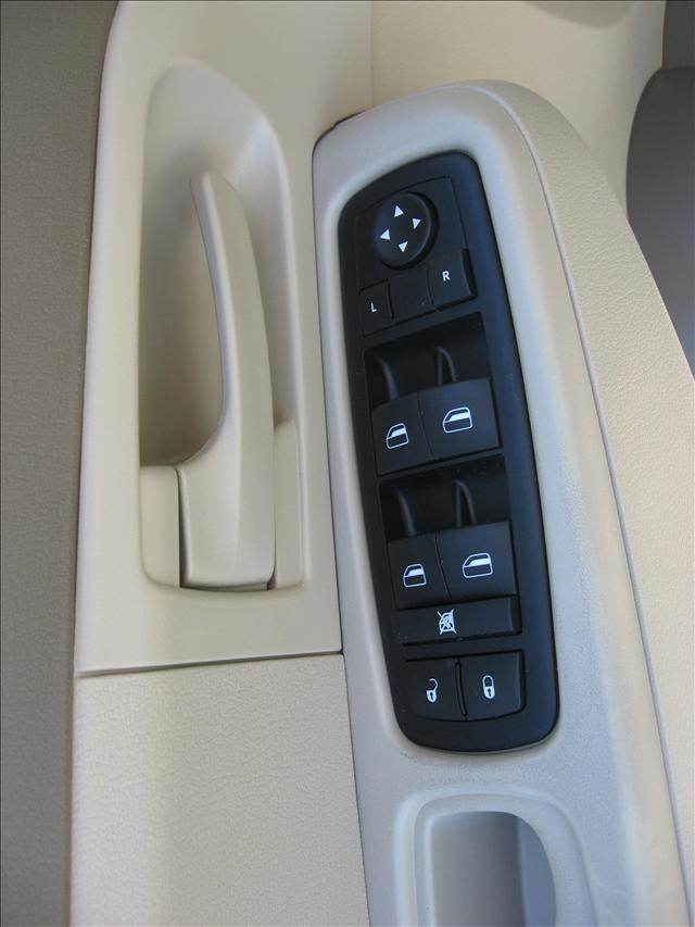 Jeep Liberty 2008 photo 3