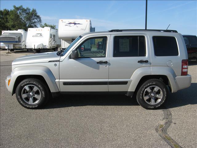 Jeep Liberty 2008 photo 4