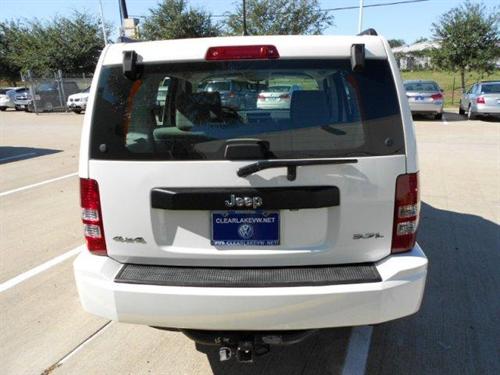 Jeep Liberty 2008 photo 2