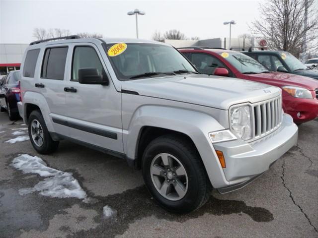 Jeep Liberty 2008 photo 1