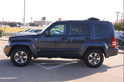 Jeep Liberty 2008 photo 1
