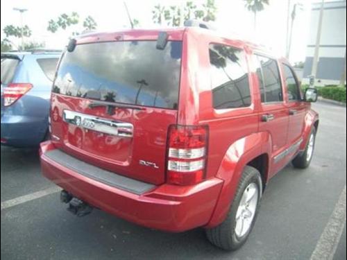 Jeep Liberty 2008 photo 3