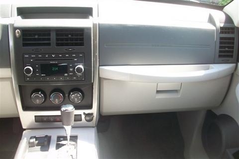 Jeep Liberty 2008 photo 1