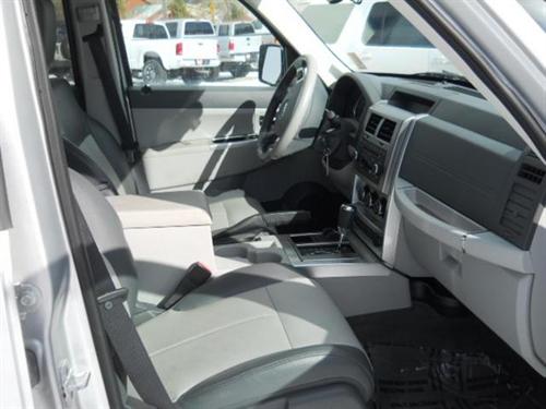Jeep Liberty 2008 photo 3