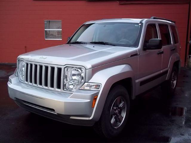 Jeep Liberty 2008 photo 2