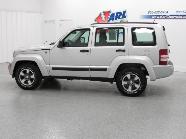 Jeep Liberty 2008 photo 1