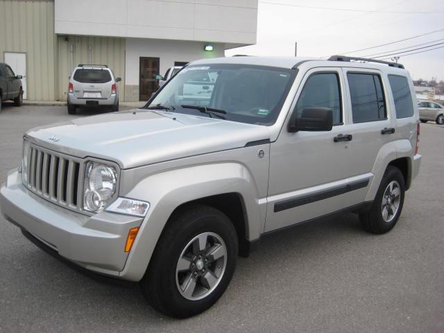 Jeep Liberty 2008 photo 1