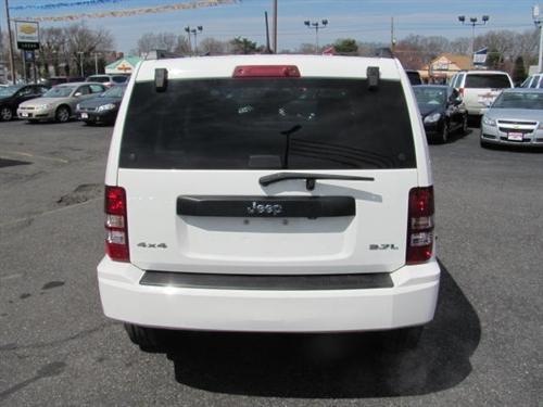 Jeep Liberty 2008 photo 2