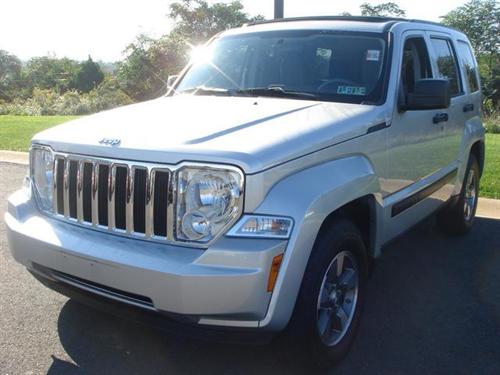 Jeep Liberty 2008 photo 4