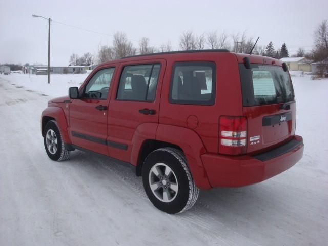 Jeep Liberty 2008 photo 3