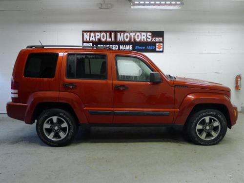 Jeep Liberty 2008 photo 2