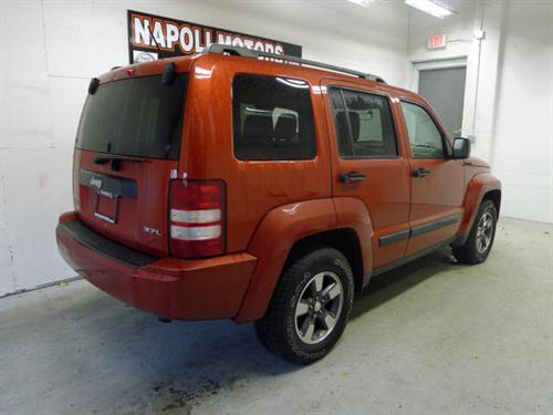 Jeep Liberty 2008 photo 3