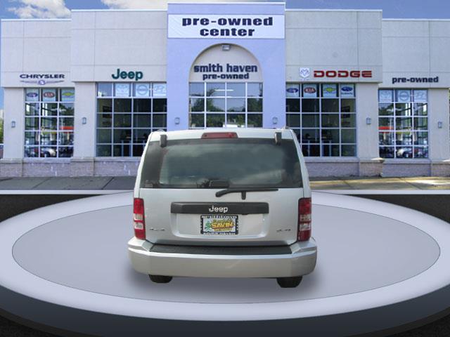 Jeep Liberty 2008 photo 3