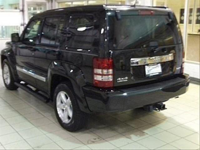 Jeep Liberty 2008 photo 2