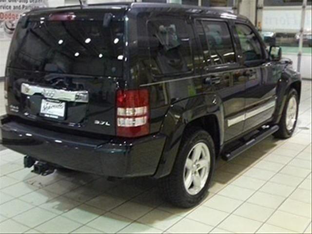 Jeep Liberty 2008 photo 3