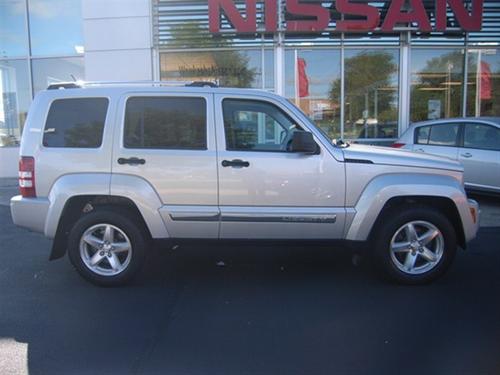 Jeep Liberty 2008 photo 2