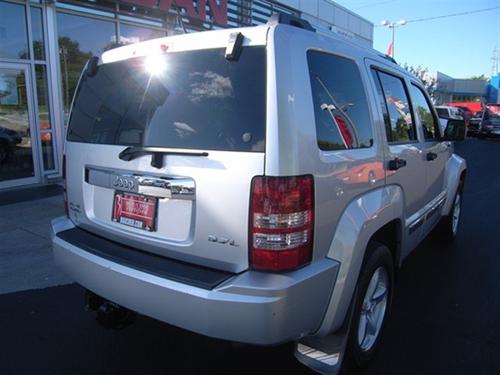 Jeep Liberty 2008 photo 3