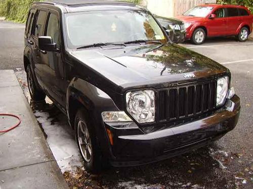 Jeep Liberty 2008 photo 2