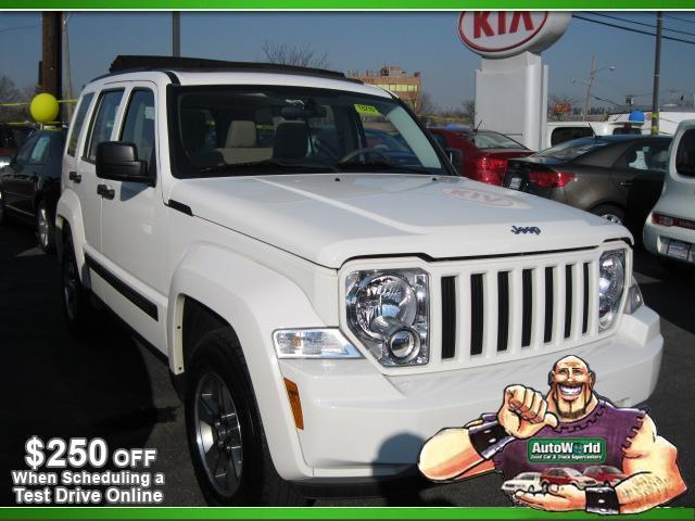 Jeep Liberty 2008 photo 3