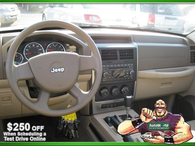 Jeep Liberty 2008 photo 4