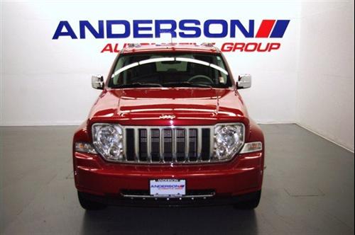 Jeep Liberty 2008 photo 3