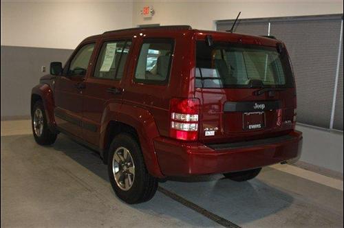 Jeep Liberty 2008 photo 5