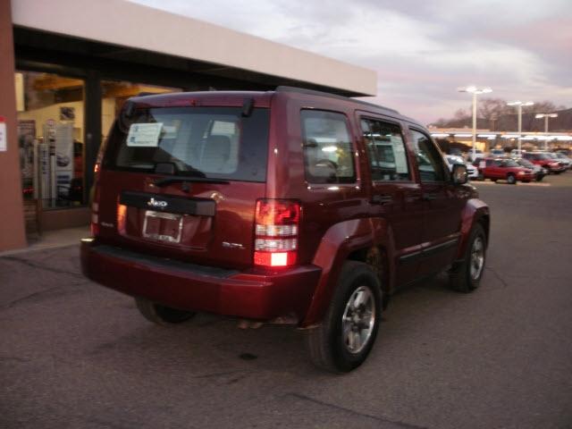 Jeep Liberty 2008 photo 3