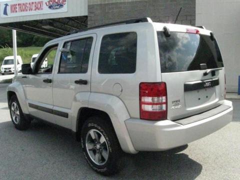 Jeep Liberty 2008 photo 2