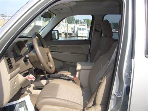 Jeep Liberty 2008 photo 3
