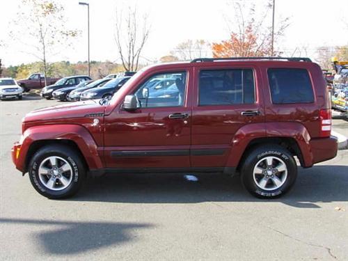 Jeep Liberty 2008 photo 3