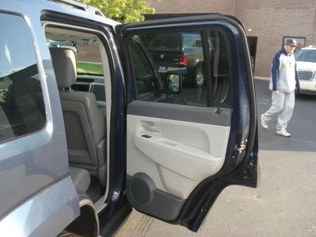 Jeep Liberty 2008 photo 2
