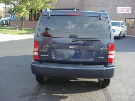 Jeep Liberty 2008 photo 3