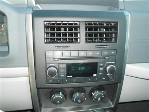 Jeep Liberty 2008 photo 3