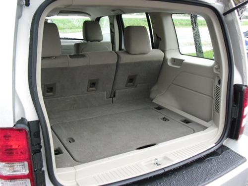 Jeep Liberty 2008 photo 2