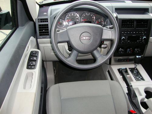 Jeep Liberty 2008 photo 1