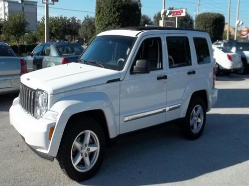 Jeep Liberty 2008 photo 2