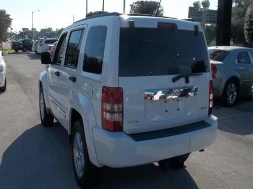 Jeep Liberty 2008 photo 4