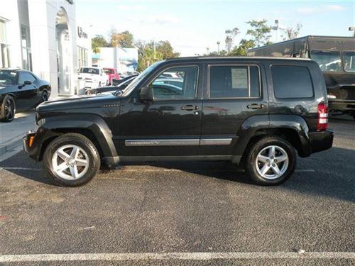 Jeep Liberty 2008 photo 2
