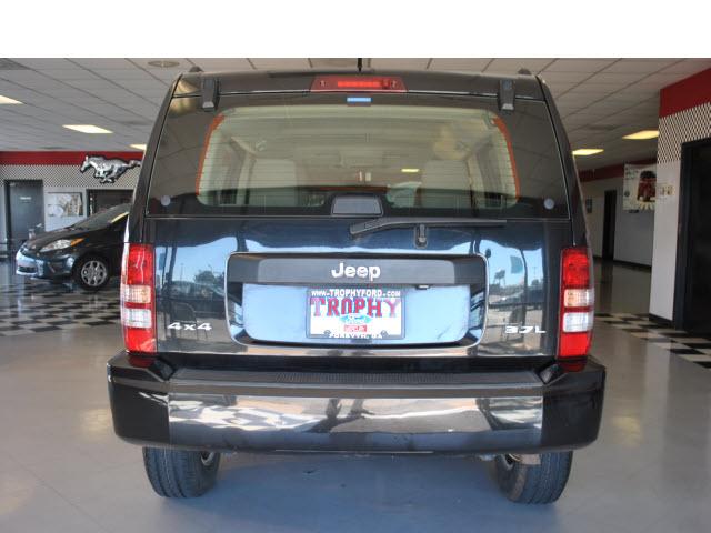 Jeep Liberty 2008 photo 3