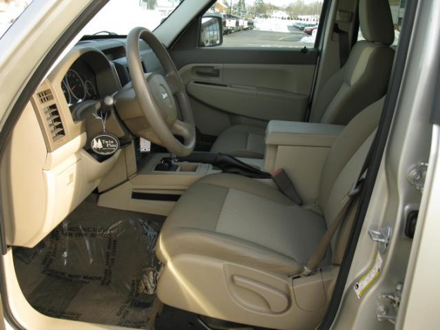 Jeep Liberty 2008 photo 3