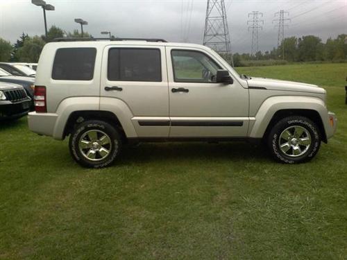 Jeep Liberty 2008 photo 3