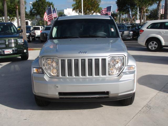 Jeep Liberty 2008 photo 1