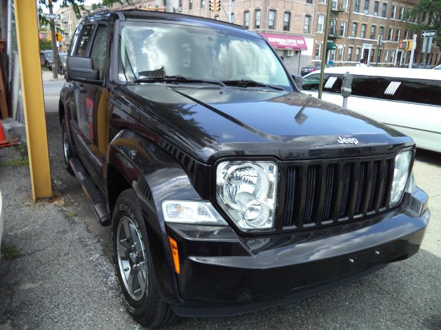 Jeep Liberty 2008 photo 2