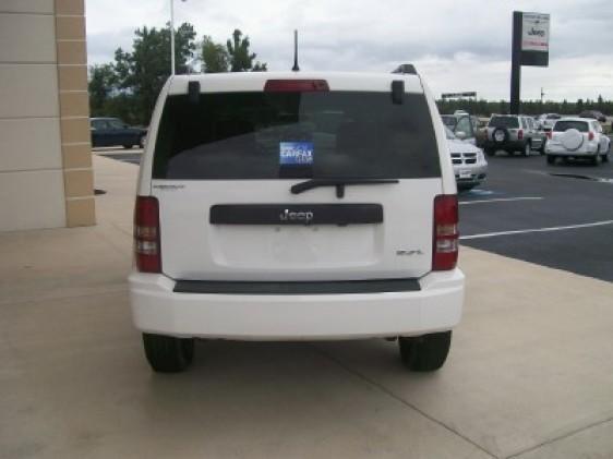 Jeep Liberty 2008 photo 2