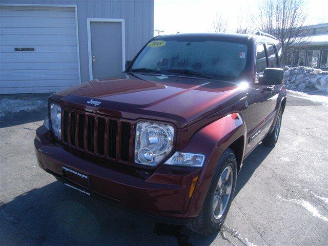 Jeep Liberty 2008 photo 2