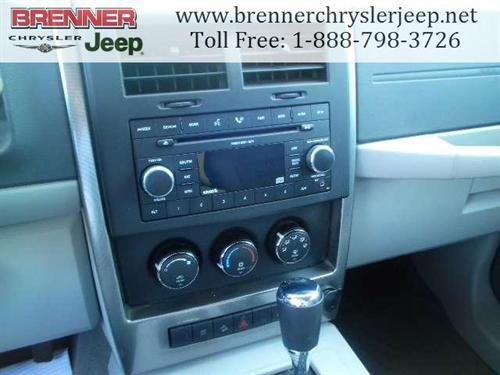 Jeep Liberty 2008 photo 2